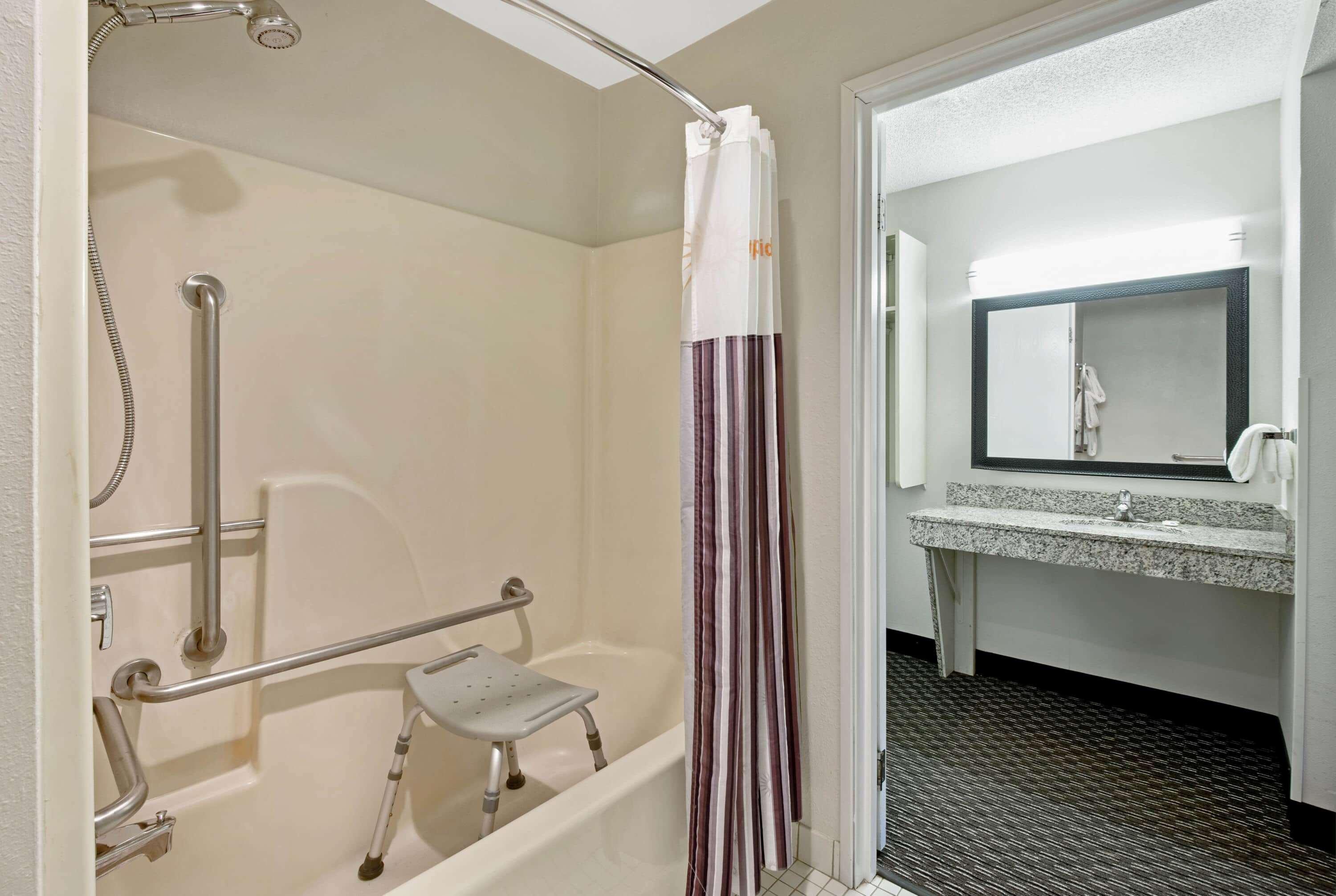 La Quinta By Wyndham Harrisburg Airport Hershey Экстерьер фото