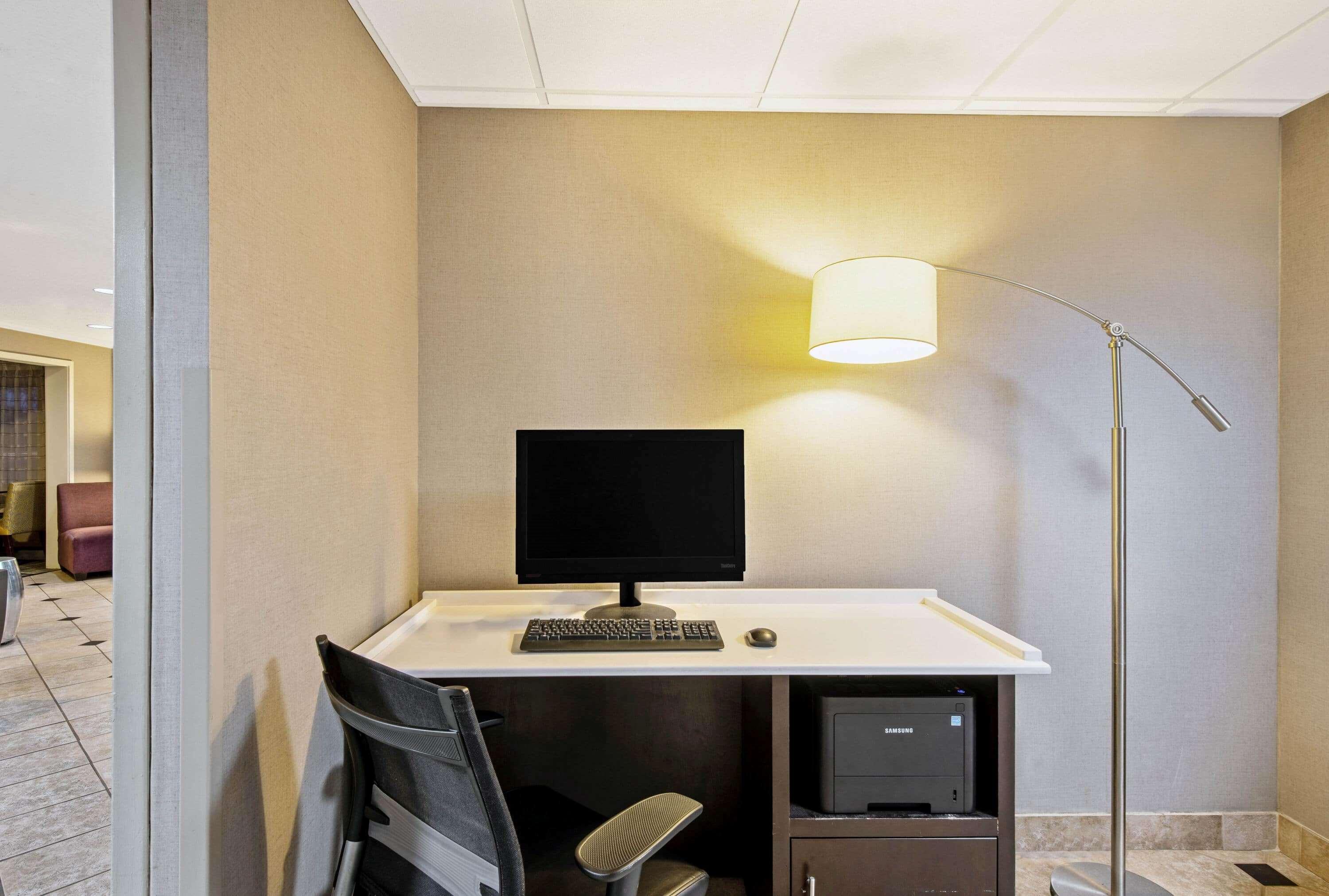La Quinta By Wyndham Harrisburg Airport Hershey Экстерьер фото