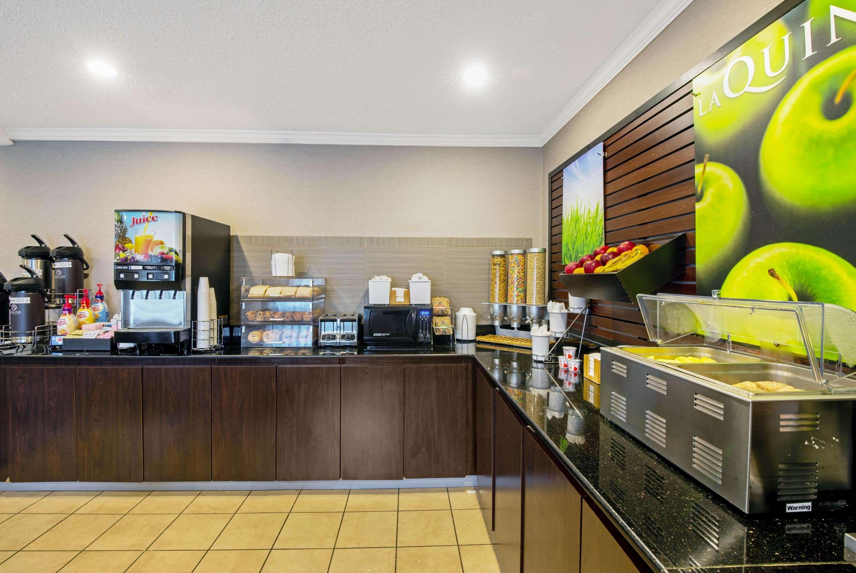 La Quinta By Wyndham Harrisburg Airport Hershey Экстерьер фото